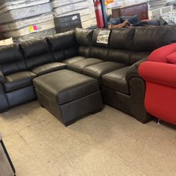 Brand new sectional with ottoman 1549