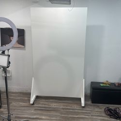 Rolling Privacy Partition / Room Divider – Salon, Clinic, Spa – $200