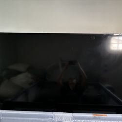 Selling Tv 58”