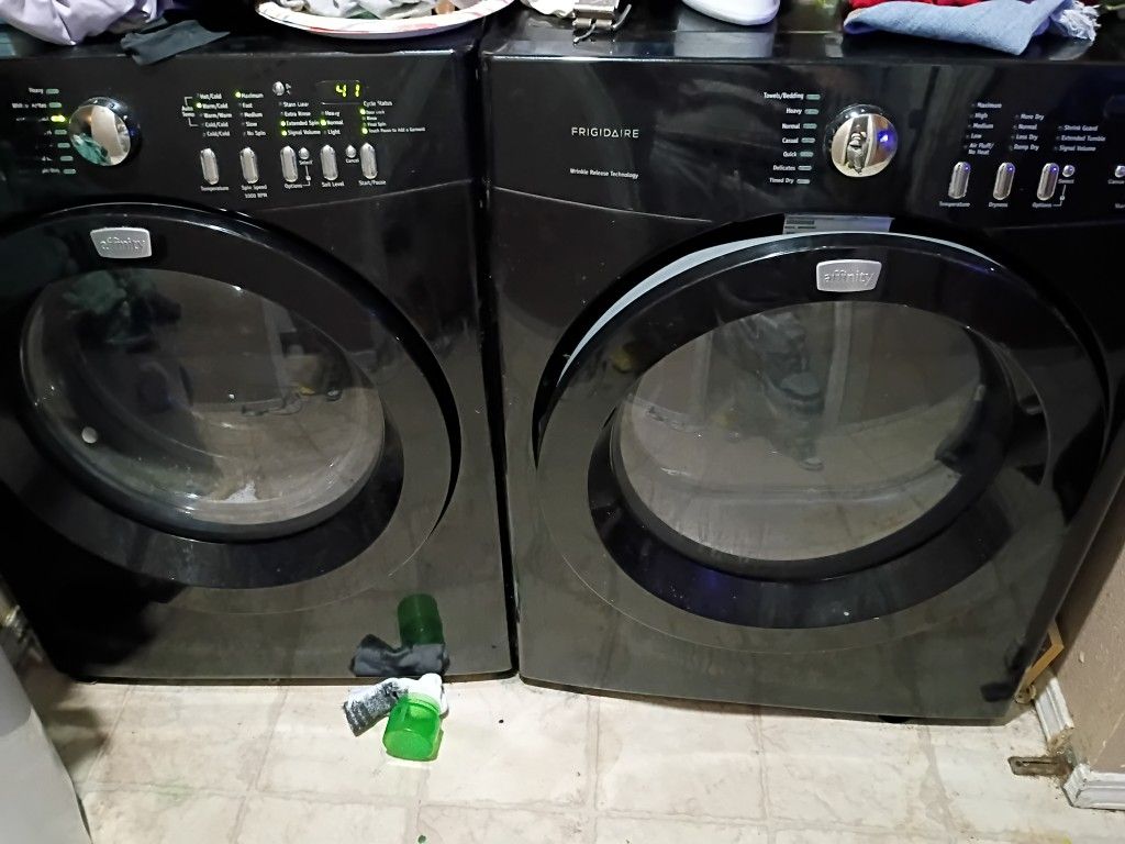 Affinity Washer/Fridgedaire Dryer Selling On Nov 10th Only