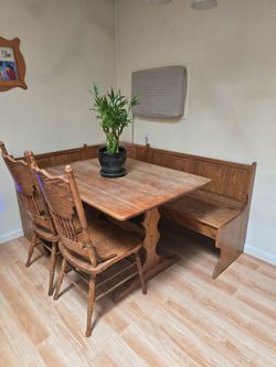 Oak Corner Breakfast Nook Dining Set with Hidden Storage