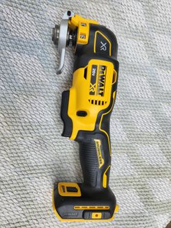 20-Volt MAX XR Cordless Brushless 3-Speed Oscillating Multi-Tool (Tool Only

