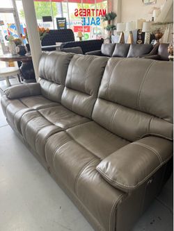 Elegant Design C. O. U. C. H. E. S. Only @ FURNITURE LOVE ❤️ Same Day Delivery 🚚