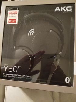 AKG Y50BT Over the ear headphones