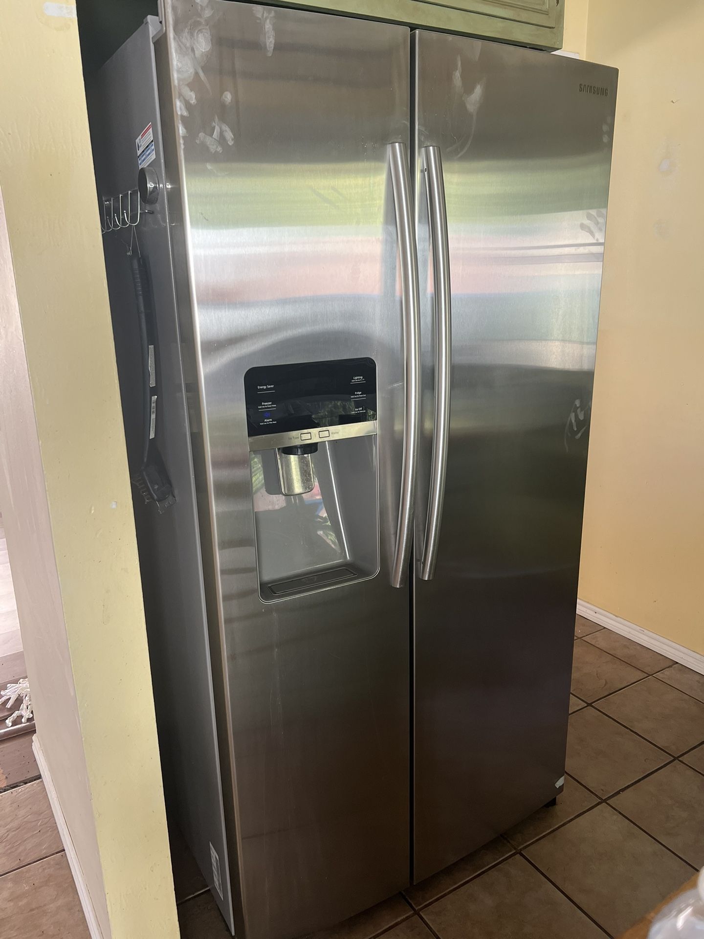 Samsung Refrigerator 