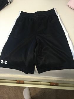 Under Armour boys shorts size 6