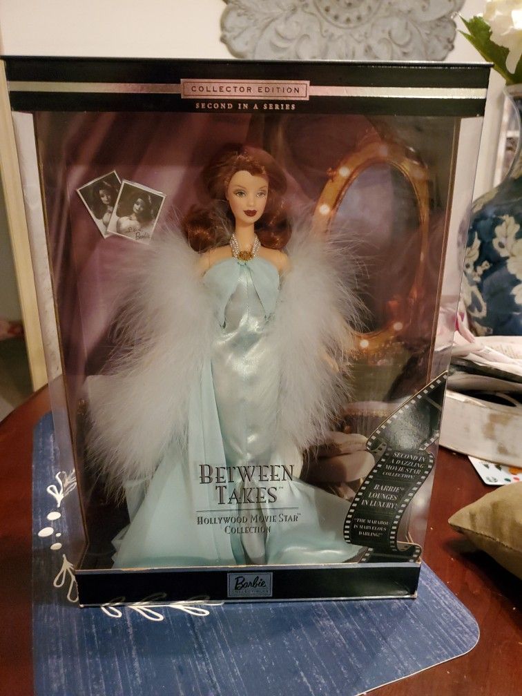 🩷Barbie🩷 ♡♡ MINT CONDITION!!♡♡ ♡《HOLLYWOOD MOVIE STAR COLLECTION ♡ BETWEEN TAKES》♡