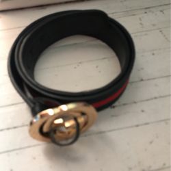 Gucci belt 