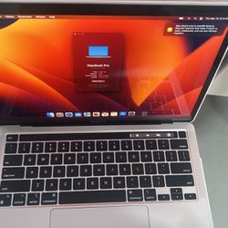 MacBook Pro 13 Inch 2022