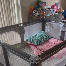 Baby play Pen 