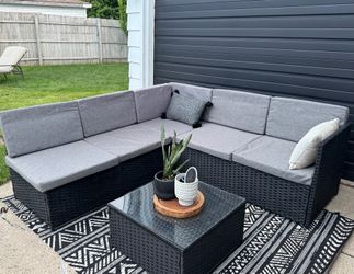 OUTDOOR PATIO SECTIONAL COUCH WITH STORAGE TABLE