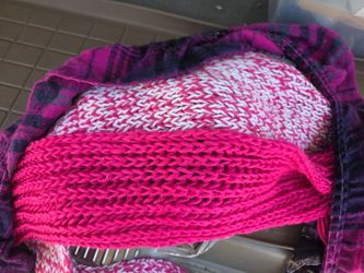 Pink Knit scarfs for neck or table