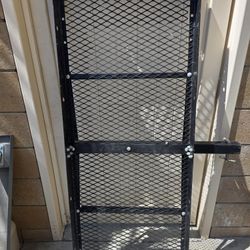 Towing Cargo Carrier
