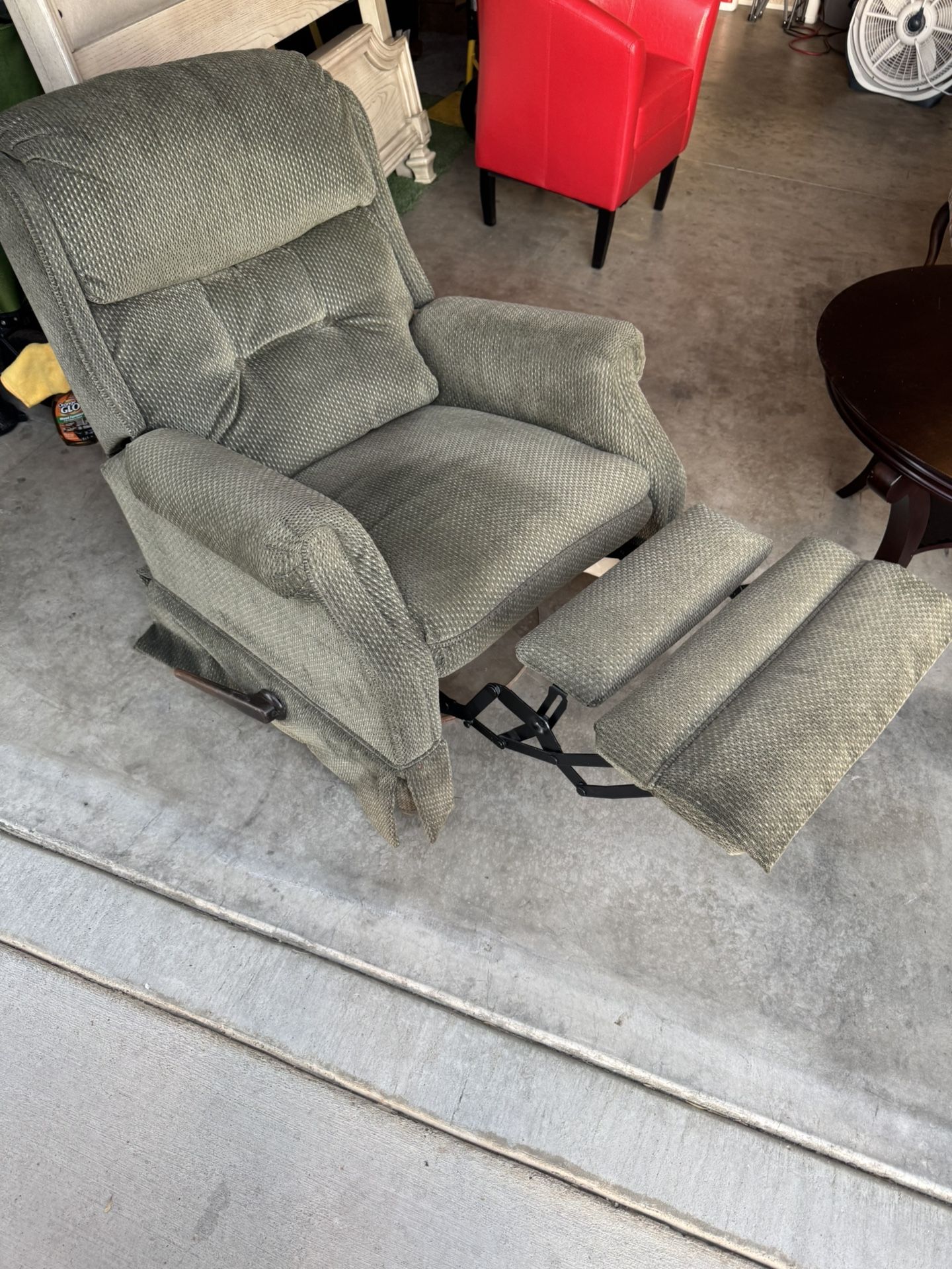 Oldschool La-Z-Boy  rocking Chair $35  Lounge Chair $20 Mirror $15 Other Items 