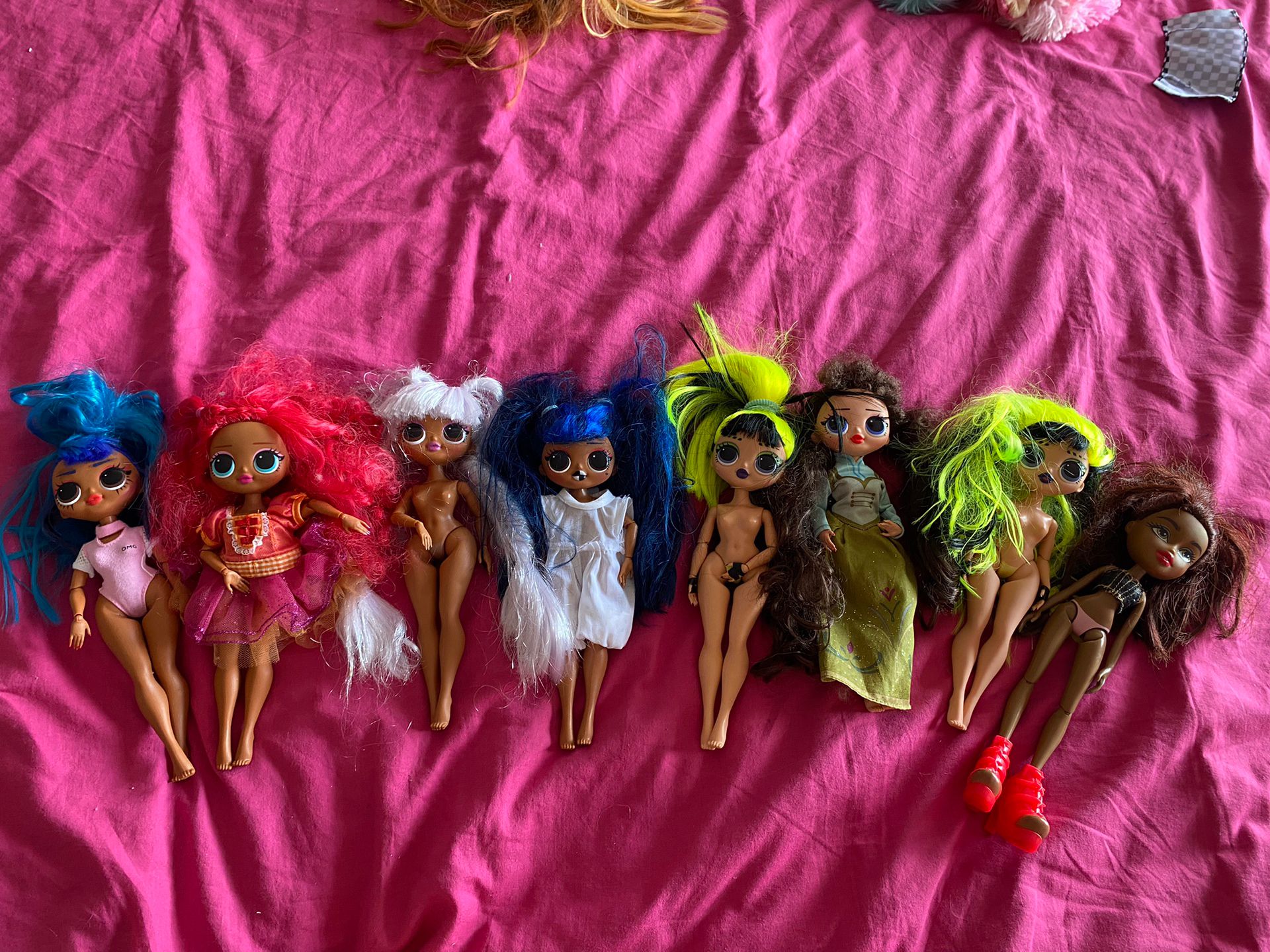 Lol Omg Dolls Lot Of 8 Dolls