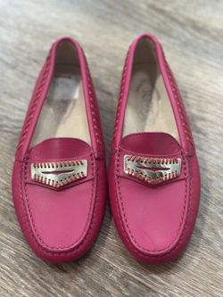 Tod's Women's Gommino Woven-Edge Leather Flat Moccasin Fuschia