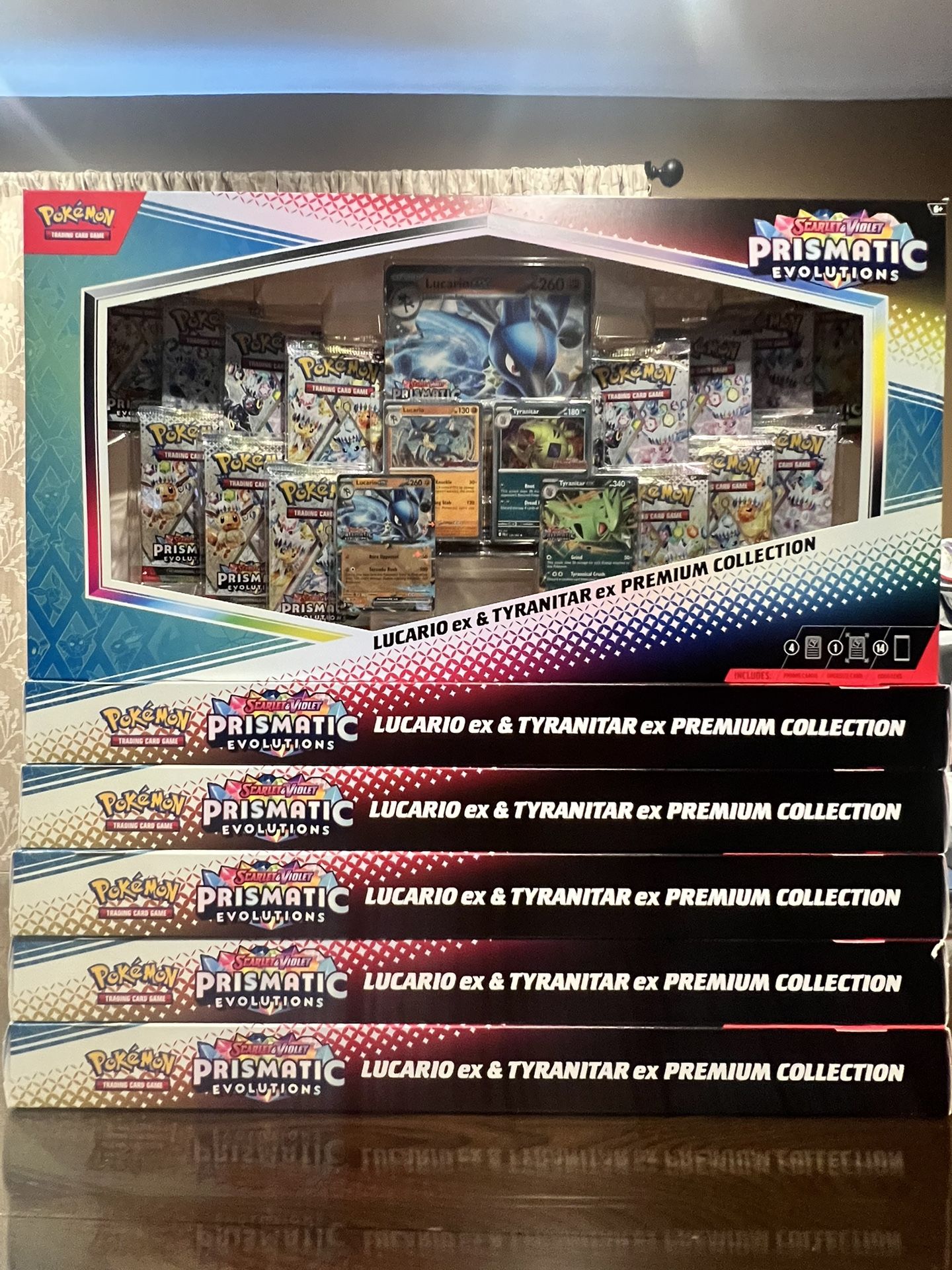 Pokemon Prismatic Evolutions Premium Collection