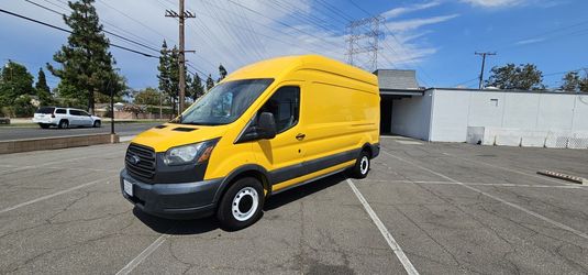 2017 Ford Transit 250 cargo van