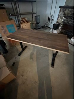 Arren Sit Stand Desk