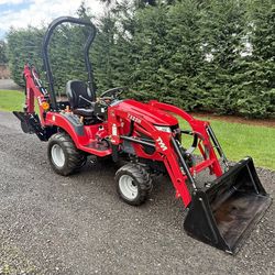 2020 TYM T224 4x4 Tractor 22HP - Backhoe, Loader - 212 Hours