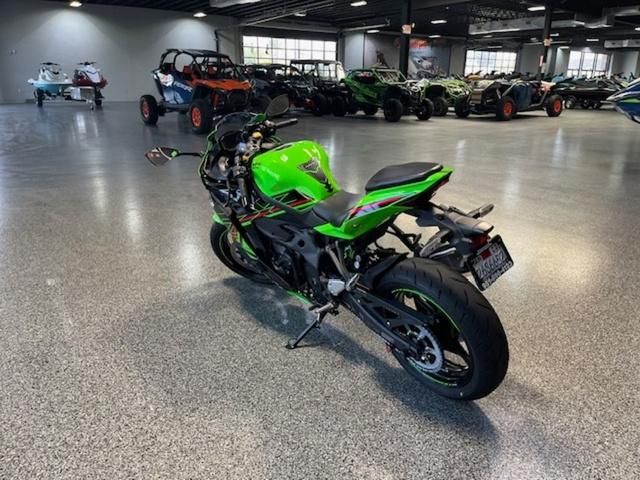 2024 Kawasaki Ninja ZX-4RR First Ride 2024 Kawasaki Ninja ZX-4RR KRT