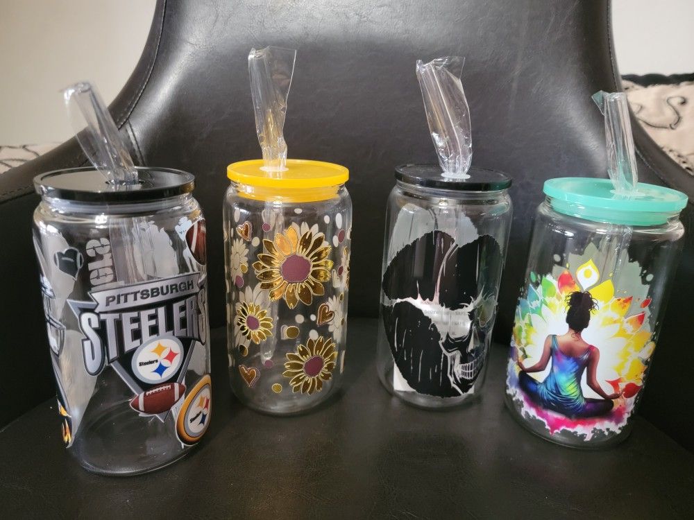 Glass Cups W/ Glass Straws