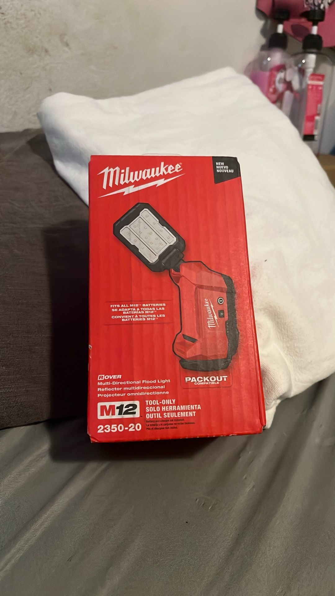 Milwaukee M 12 Swivel Work Light