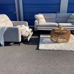 Nice gray power recliner couch set. Smoke free pet friendly