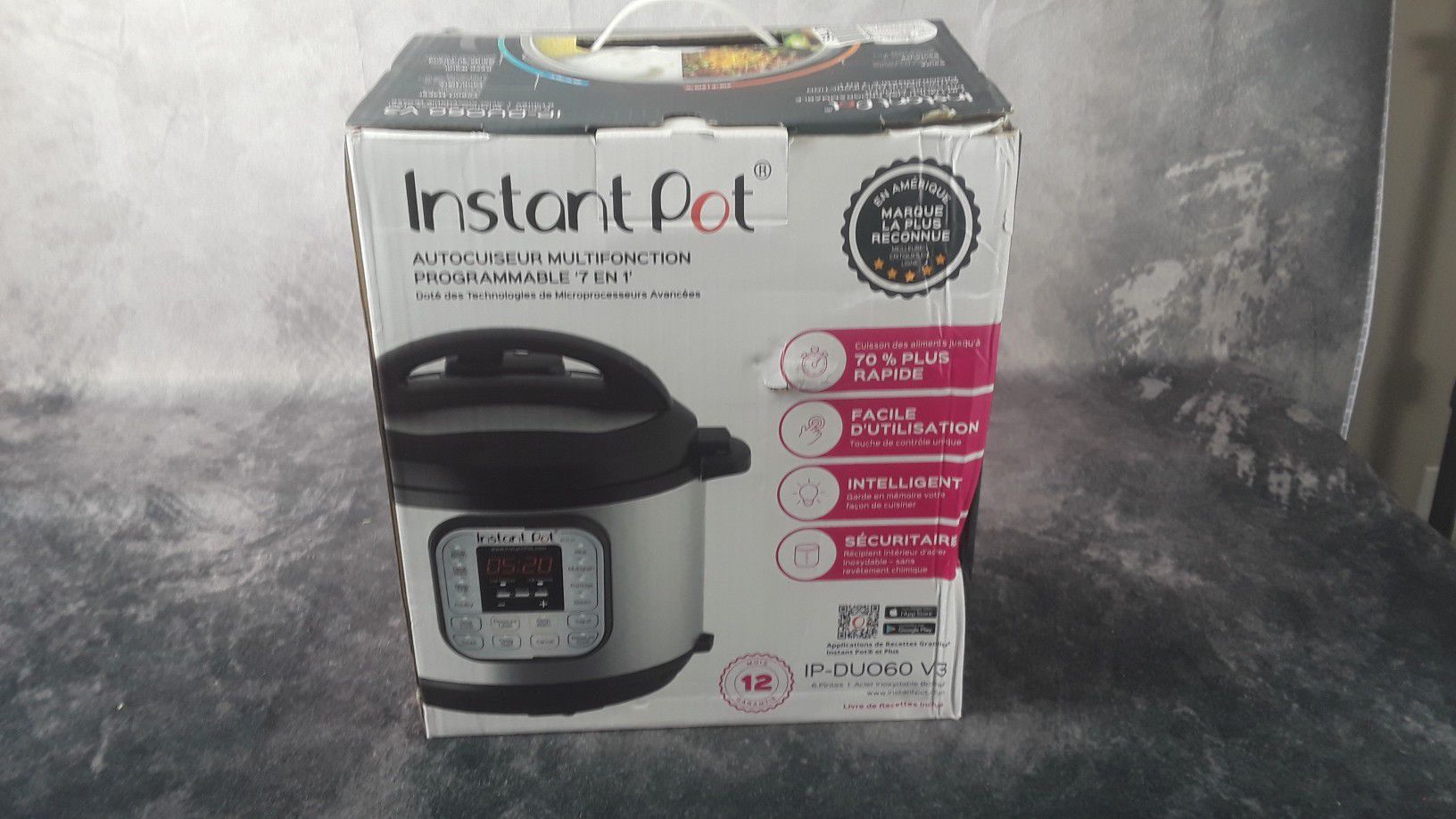 Instant Pot 10-in-1 Multi-Use Programmable Pressure Cooker