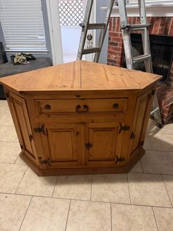 Solid cedar Corner TV Cabinet with Storage