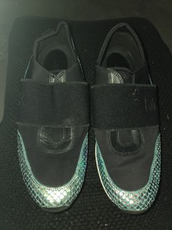 Women shoes size  8
