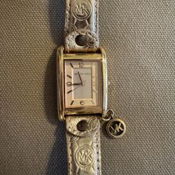 Michael KORS Women’s Watch Rose Gold MK Charm Leather Band 