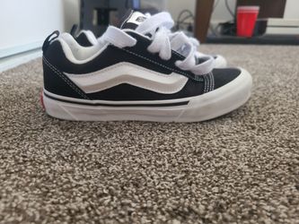 Knu Skool Vans kids shoe