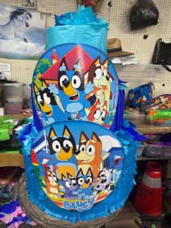 Bluey pastel piñata