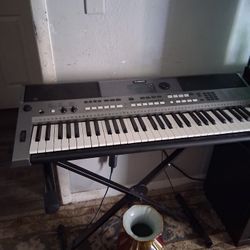 Yamaha Keyboard