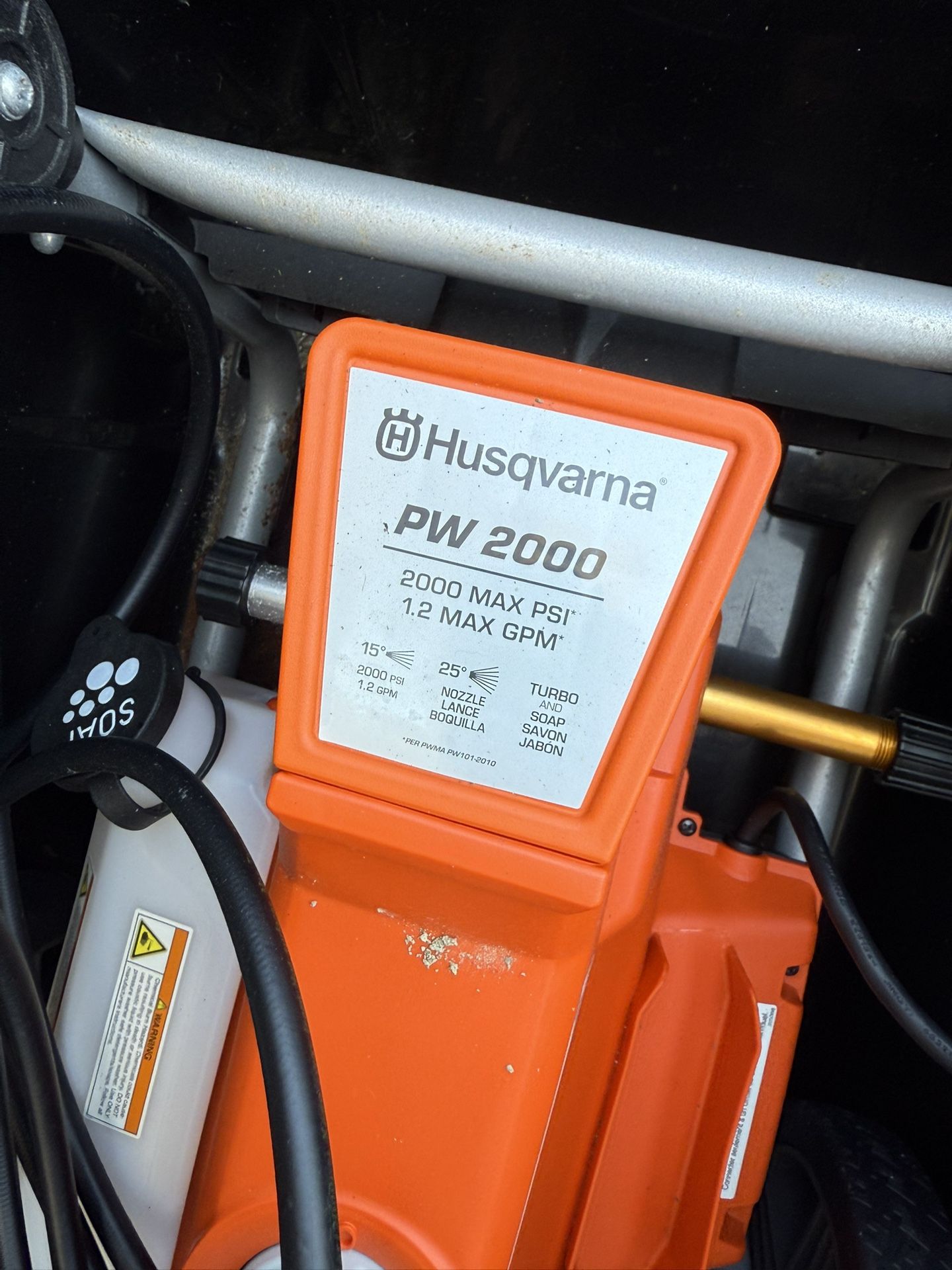 husqvarna pw 2000 electric pressure washer