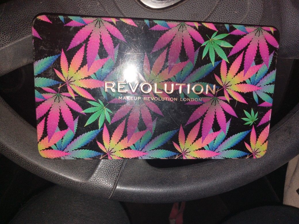 Revolution Cannabis Eye-shadow Palette