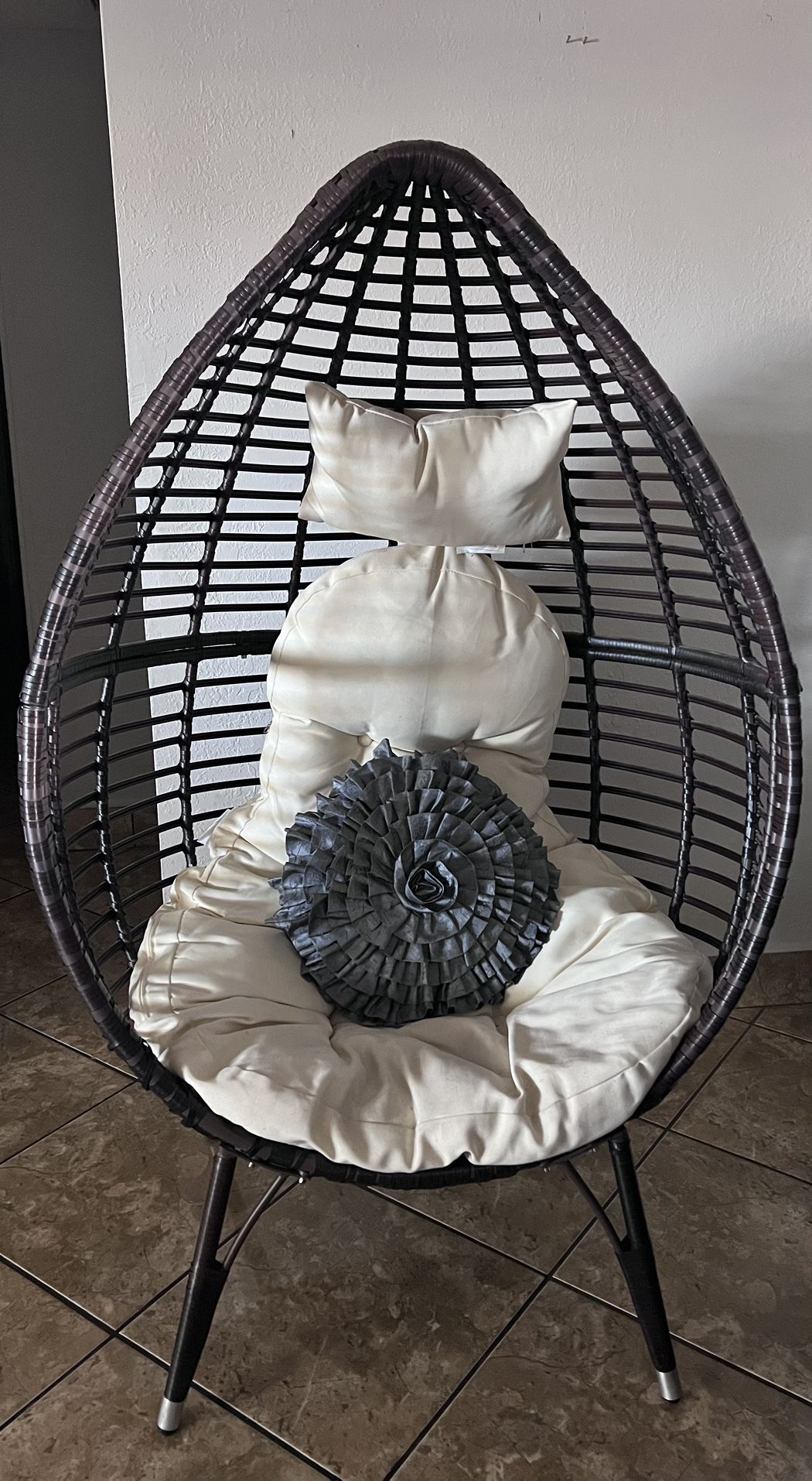 Wicker Egg Chair