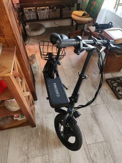 Caroma electric scooter