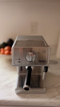 De'Longhi Stainless Steel Espresso Machine