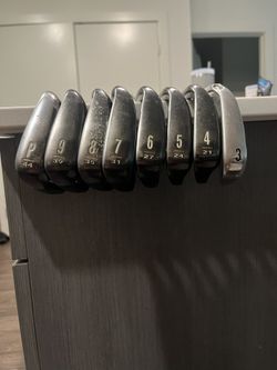 Cleveland CG16 Black Pearl Golf Iron set 4-PW