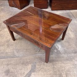 Solid Mahogany Coffee Table  w/ Glass Top Leaf Design 