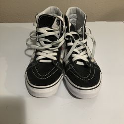Women’s Hi Top Florals Size 7