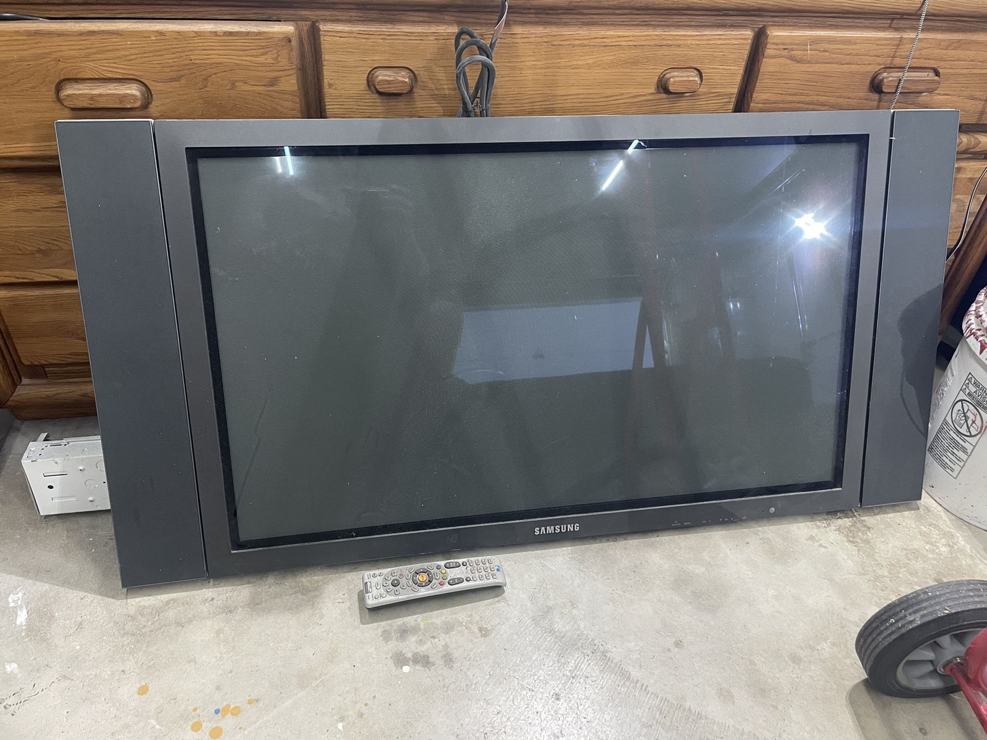 Samsung Tv 45”