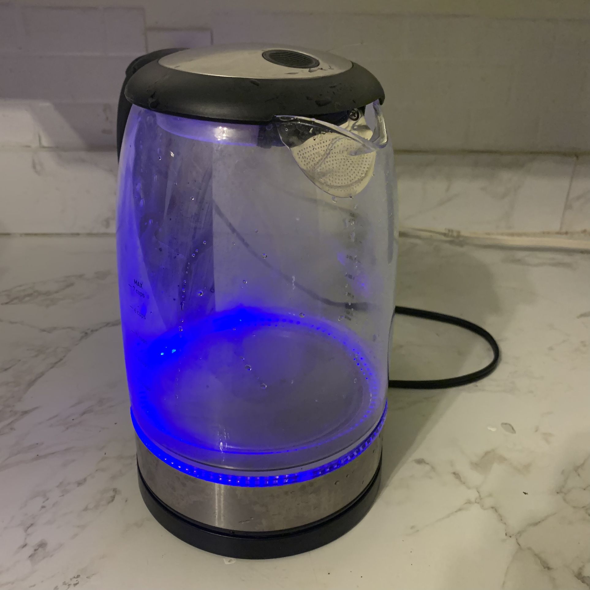 Cosori Black Electric Tea Kettle open box works well