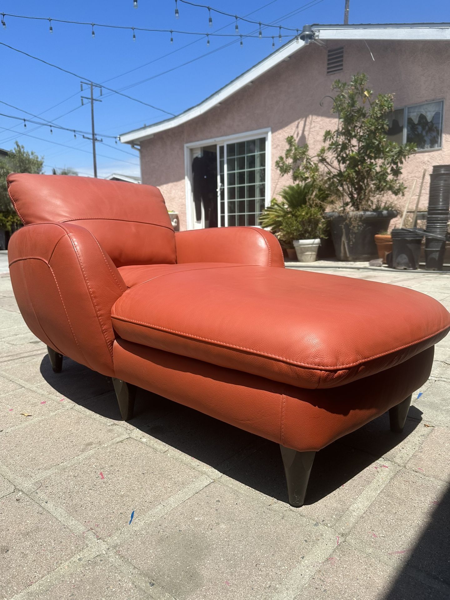 Natuzzi Italsofa Burnt Orange Chaise Lounge in Fine Italian Leather