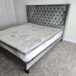 New King Bed Frame With Mattress