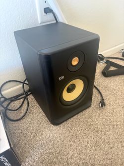 KRK Rokit 5