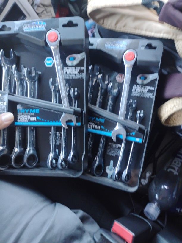 Power Torque Ratchet Wrenches