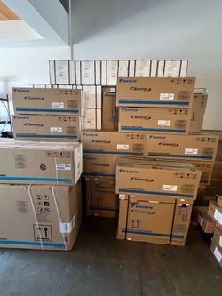 Daikin 12k 115v Brand new Daikin R32 Daikin Inverter Air Conditioners